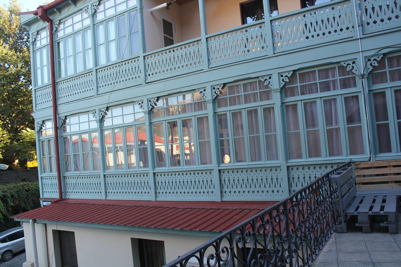 Hostel Nino Tbilisi Ngoại thất bức ảnh